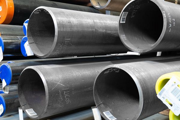 Alloy steel pipes